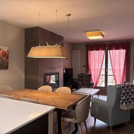 Bpirineos-paseo Eriste Apartamento *